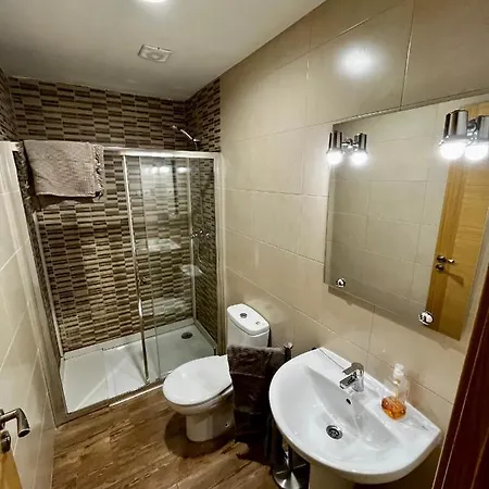 Lotila Flats L'infiestu * Infiesto